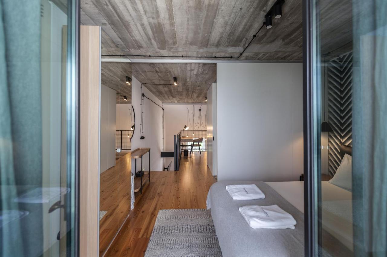 Flh Intendente Modern Mezzanine With Balcony